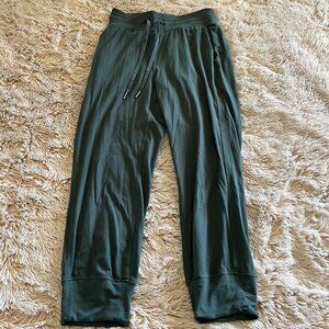 Lululemon Ready to Rulu High-Rise Cropped Jogger 4